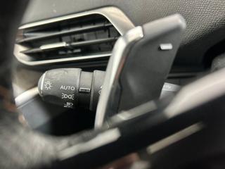 PEUGEOT 3008 usata, con Park Distance Control