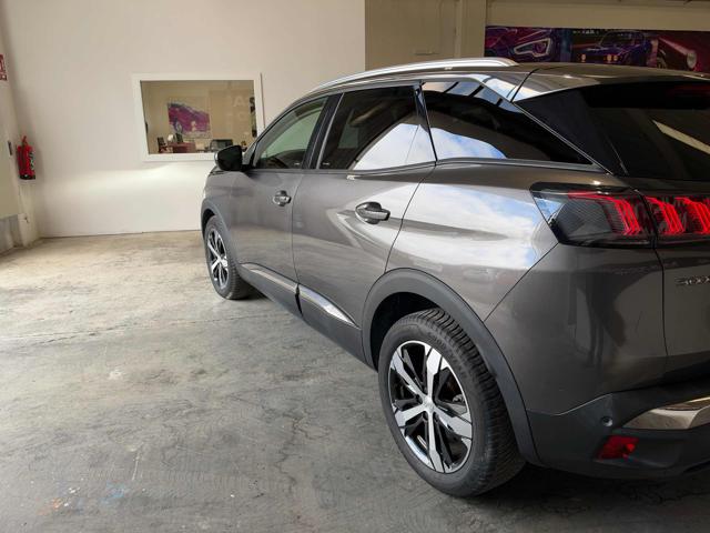 PEUGEOT 3008 usata, con Chiusura centralizzata