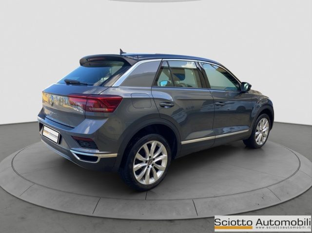 VOLKSWAGEN T-Roc usata, con Autoradio