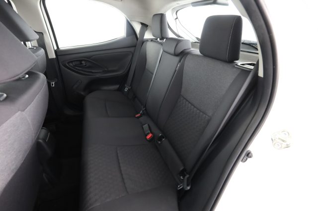 TOYOTA Yaris usata 3