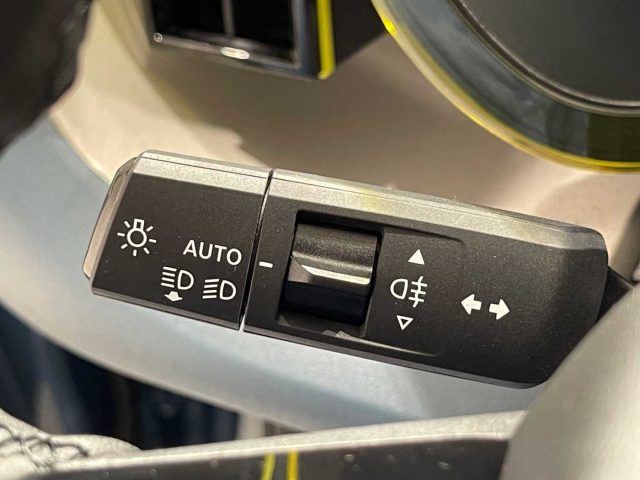 FIAT Grande Panda usata, con Autoradio digitale