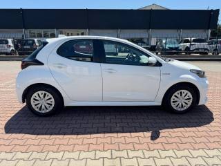 TOYOTA Yaris usata, con Controllo automatico clima
