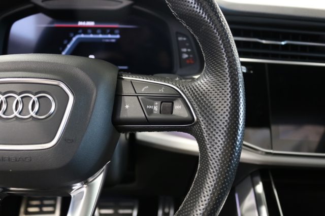 AUDI Q8 usata 30