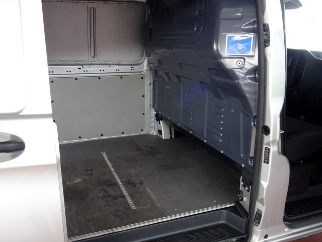 MERCEDES-BENZ Vito usata, con USB