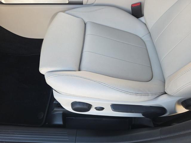 MERCEDES-BENZ GLB 200 usata, con Specchietti laterali elettrici