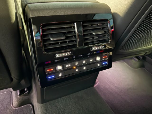 VOLKSWAGEN Touareg usata, con Cerchi in lega