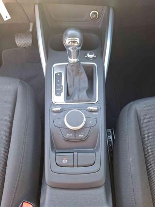 AUDI Q2 usata 11