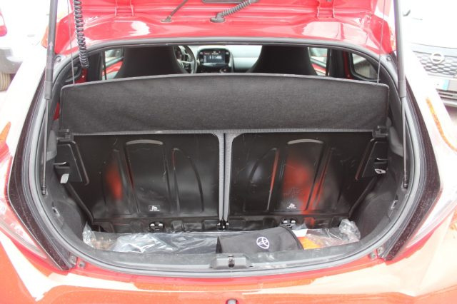 TOYOTA Aygo usata, con Autoradio digitale