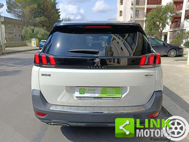 PEUGEOT 5008 usata, con Antifurto