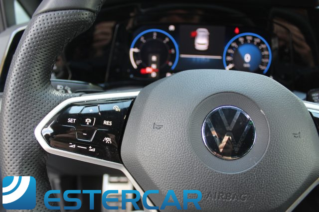 VOLKSWAGEN Golf usata, con Sistema di navigazione