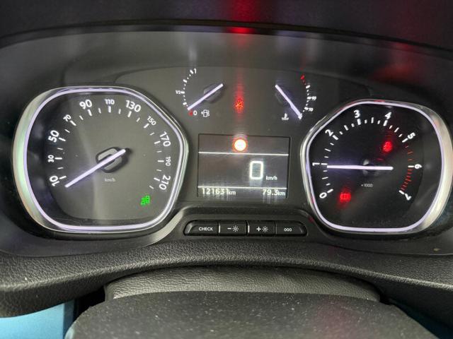 PEUGEOT Traveller usata, con Autoradio