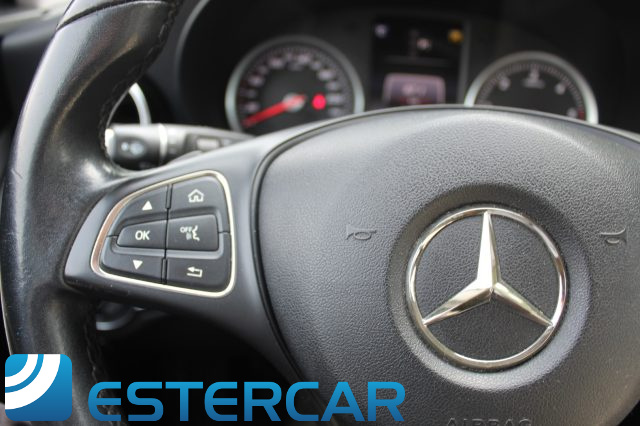 MERCEDES-BENZ C 220 usata, con Regolazione elettrica sedili