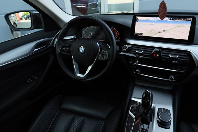 BMW 520 usata, con Fari Xenon