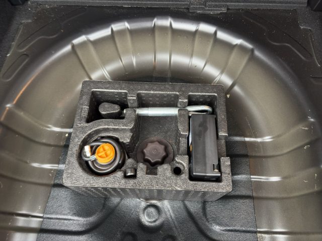 MG ZS usata, con Bluetooth