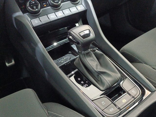 SKODA Karoq usata, con ESP