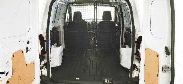 FORD Transit Courier usata, con USB