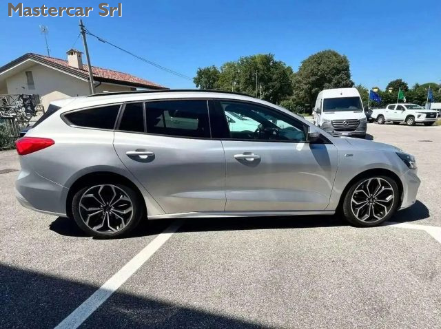 FORD Focus usata, con Boardcomputer