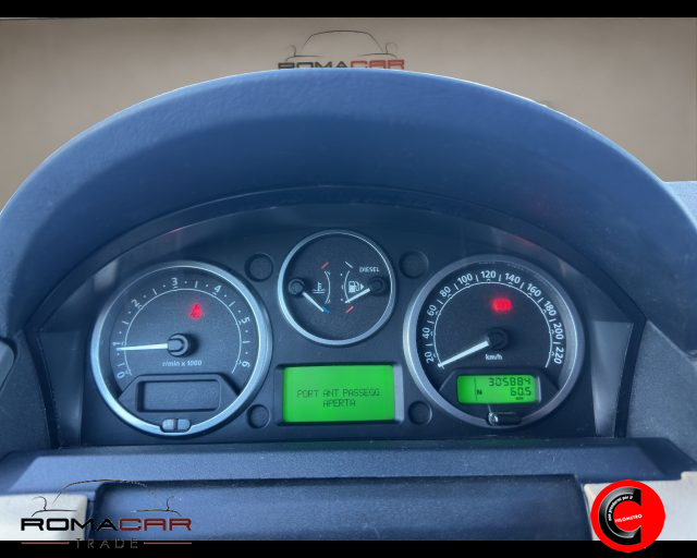 LAND ROVER Discovery usata, con Sedile posteriore sdoppiato