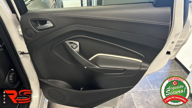 FORD Kuga usata, con Regolazione elettrica sedili