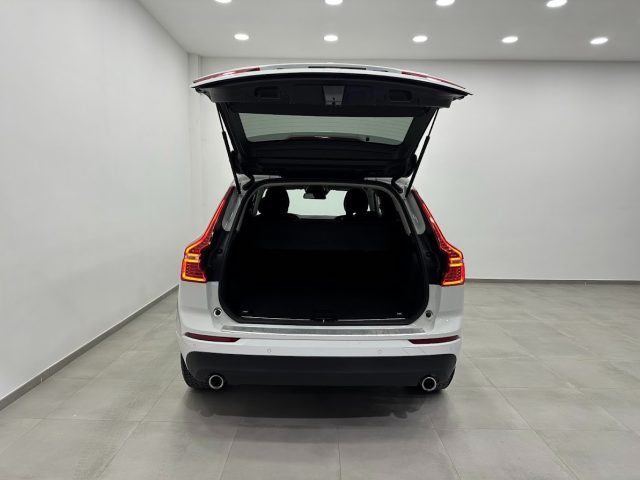 VOLVO XC60 usata, con Sensori di parcheggio posteriori