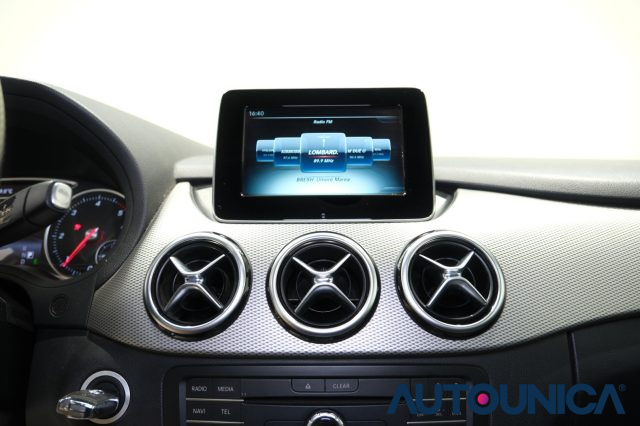 MERCEDES-BENZ B 180 usata, con Climatizzatore