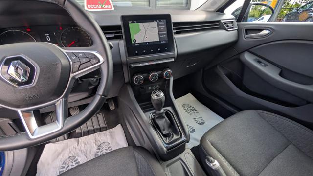 RENAULT Clio usata, con USB