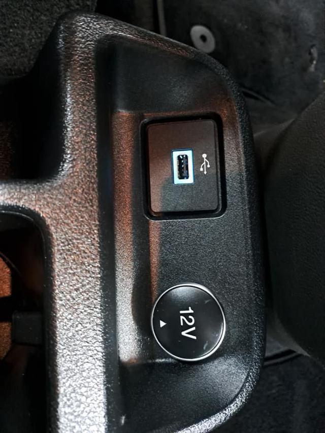 FORD Transit Connect usata, con Airbag
