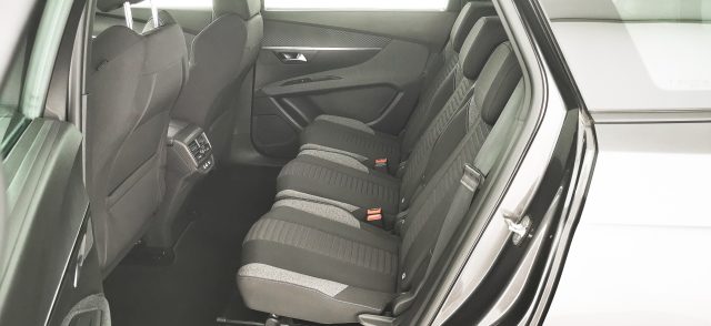 PEUGEOT 5008 usata, con USB