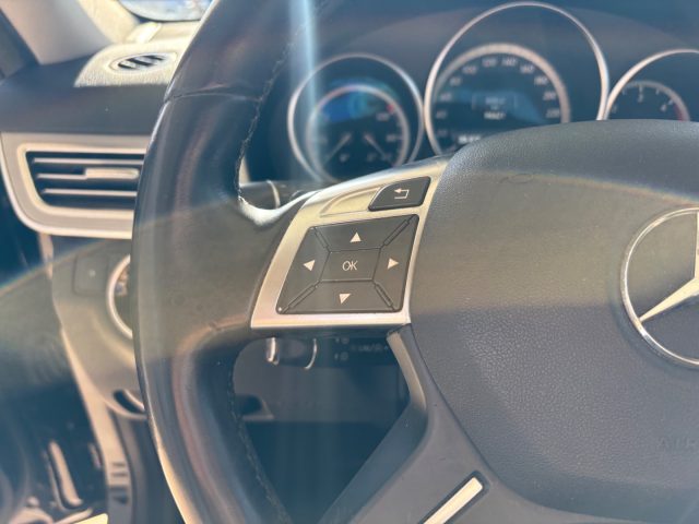 MERCEDES-BENZ E 200 usata 58