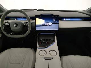 LOTUS Emeya usata, con Sound system