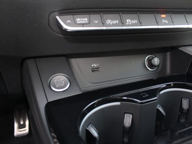 AUDI A4 usata, con Isofix