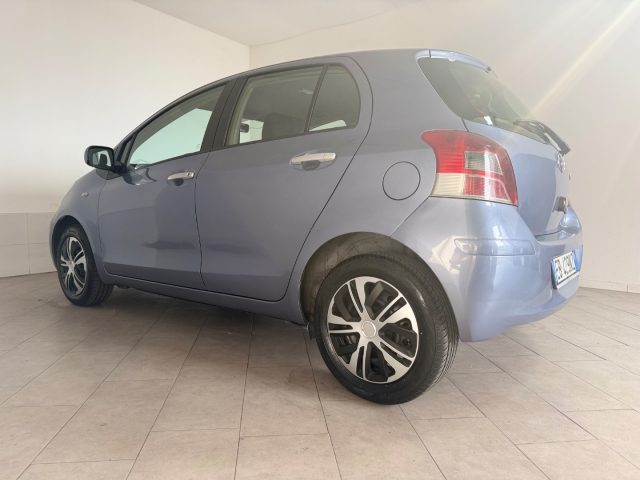 TOYOTA Yaris usata 5