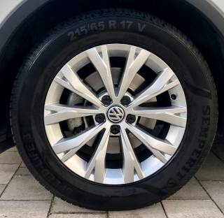 VOLKSWAGEN Tiguan usata, con Bluetooth