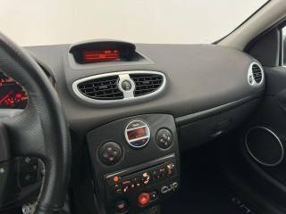 RENAULT Clio usata, con Climatizzatore