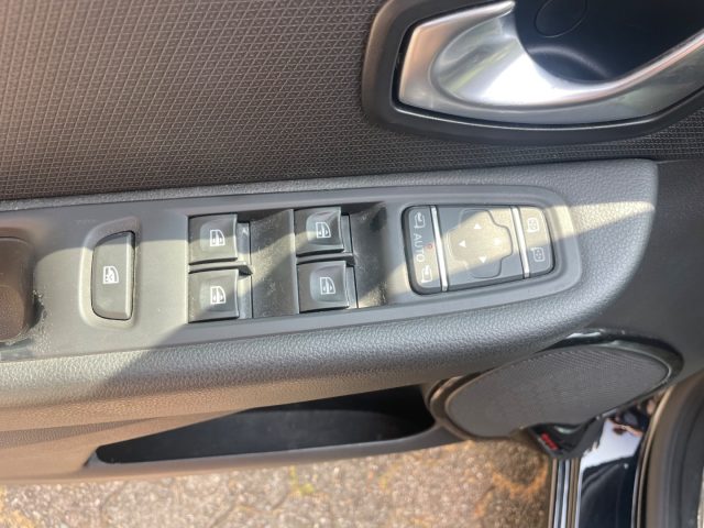 RENAULT Clio usata, con Climatizzatore
