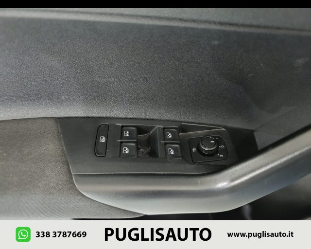 VOLKSWAGEN Polo usata, con Specchietti laterali elettrici
