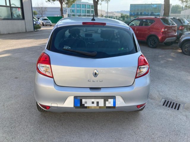 RENAULT Clio usata, con Autoradio