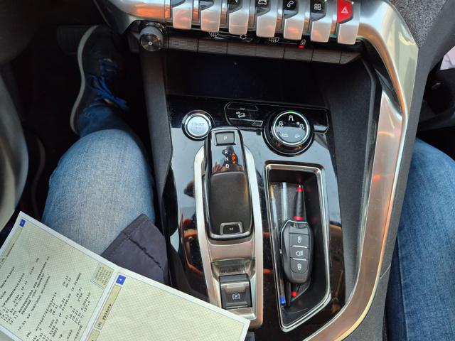 PEUGEOT 5008 usata, con Cruise Control