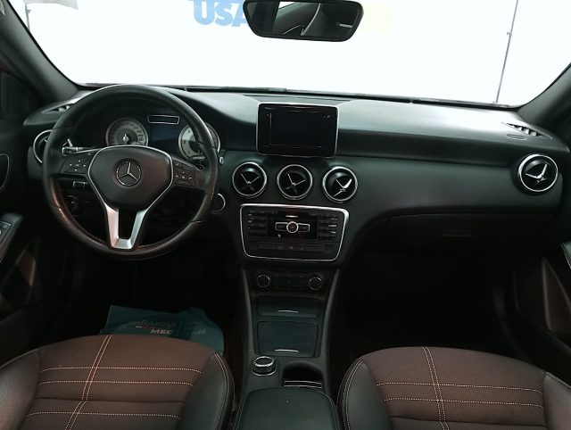 MERCEDES-BENZ A 180 usata, con USB