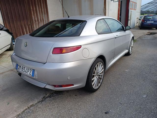 ALFA ROMEO GT usata, con Airbag laterali