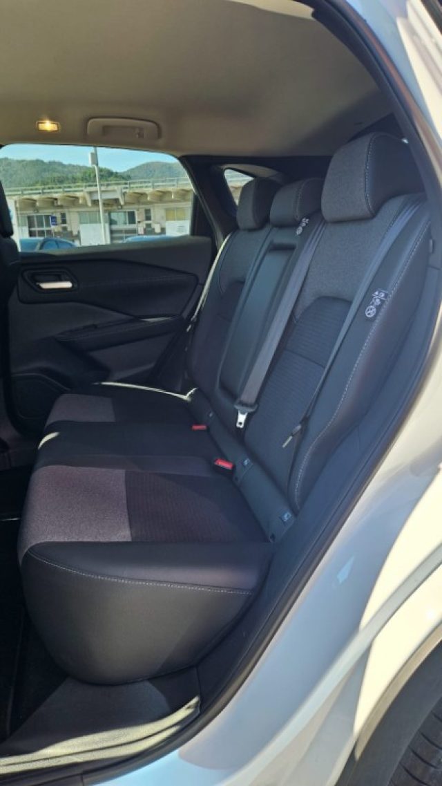 NISSAN Qashqai usata, con Controllo elettronico della corsia