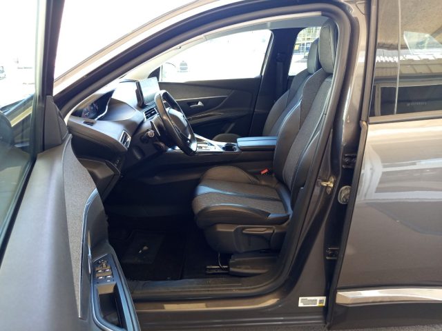 PEUGEOT 3008 usata, con Autoradio digitale