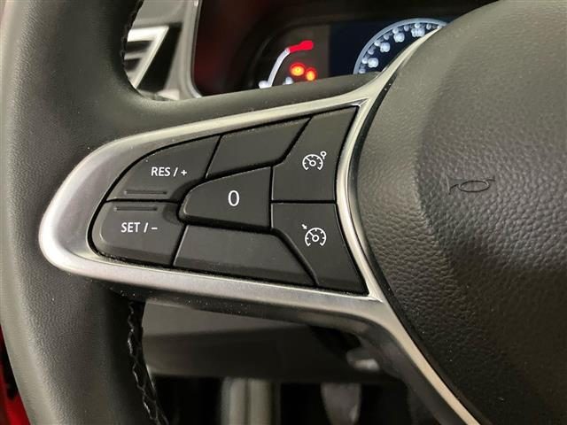 RENAULT Clio usata, con Sensori di parcheggio posteriori