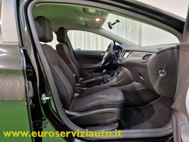 OPEL Astra usata, con Apple CarPlay