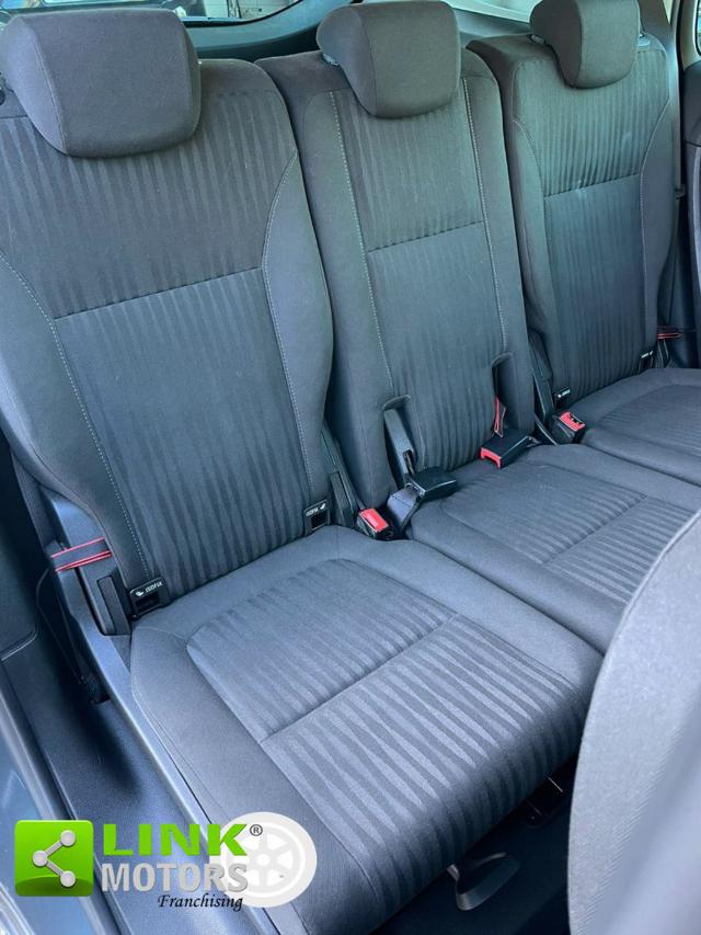 OPEL Zafira Tourer usata, con Controllo trazione