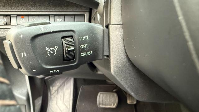 PEUGEOT 3008 usata, con Cerchi in lega