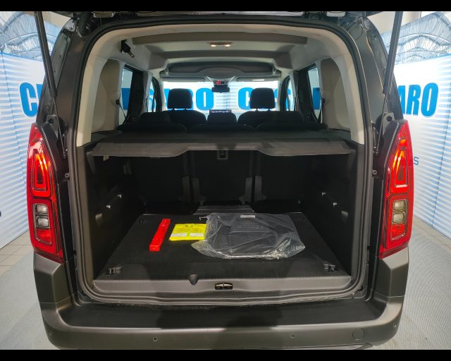 FIAT Doblo usata, con Assistente abbaglianti