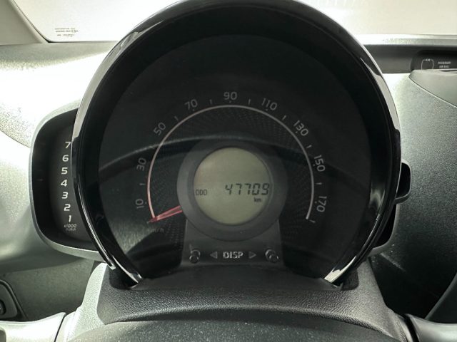 TOYOTA Aygo usata, con Fendinebbia