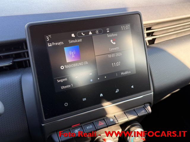 RENAULT Clio usata, con Park Distance Control