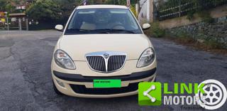 LANCIA Ypsilon usata, con Autoradio